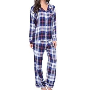 NWT Plush Revolve Plaid Pajama Set Long Sleeve